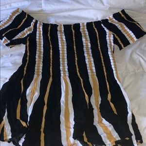 PacSun off shoulder shirt